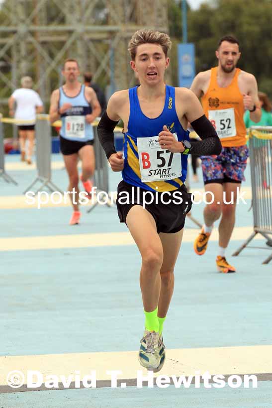 Senior mens 6 Stage Relay, 2022 Northern Road Relays, SportsCity, Manchester. Photo: David T. Hewitson/Sports for All Pics